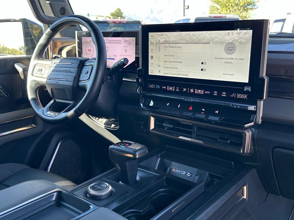 Certified 2024 GMC Hummer EV 2X w/ LPO, Illumination Package AWD/4WD image 19