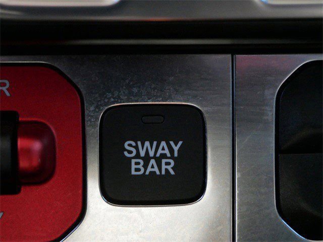 Used 2018 Jeep Wrangler Unlimited Rubicon AWD/4WD image 24