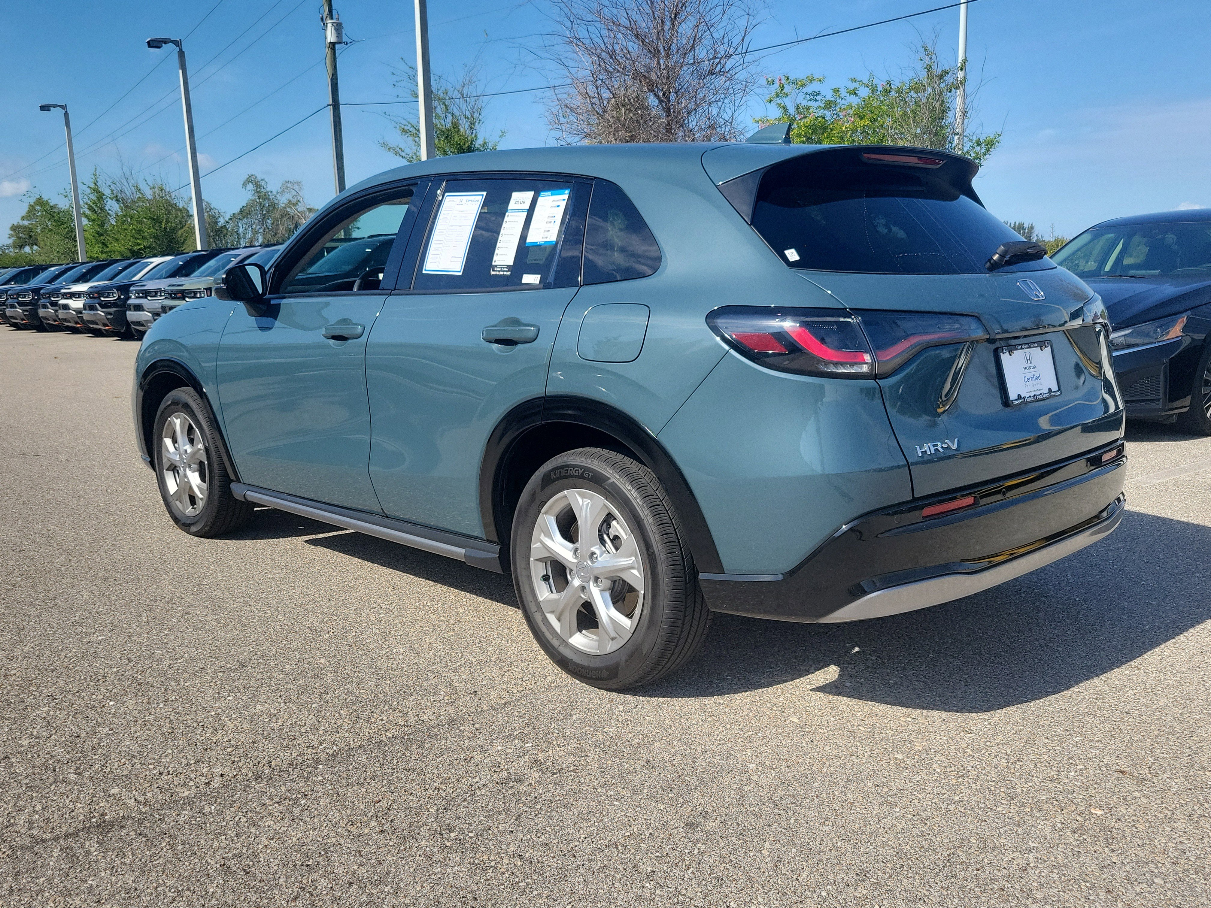 Certified 2024 Honda HR-V EX-L image 4