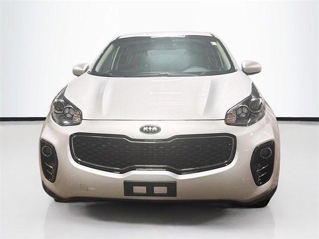 Used 2019 Kia Sportage LX image 2