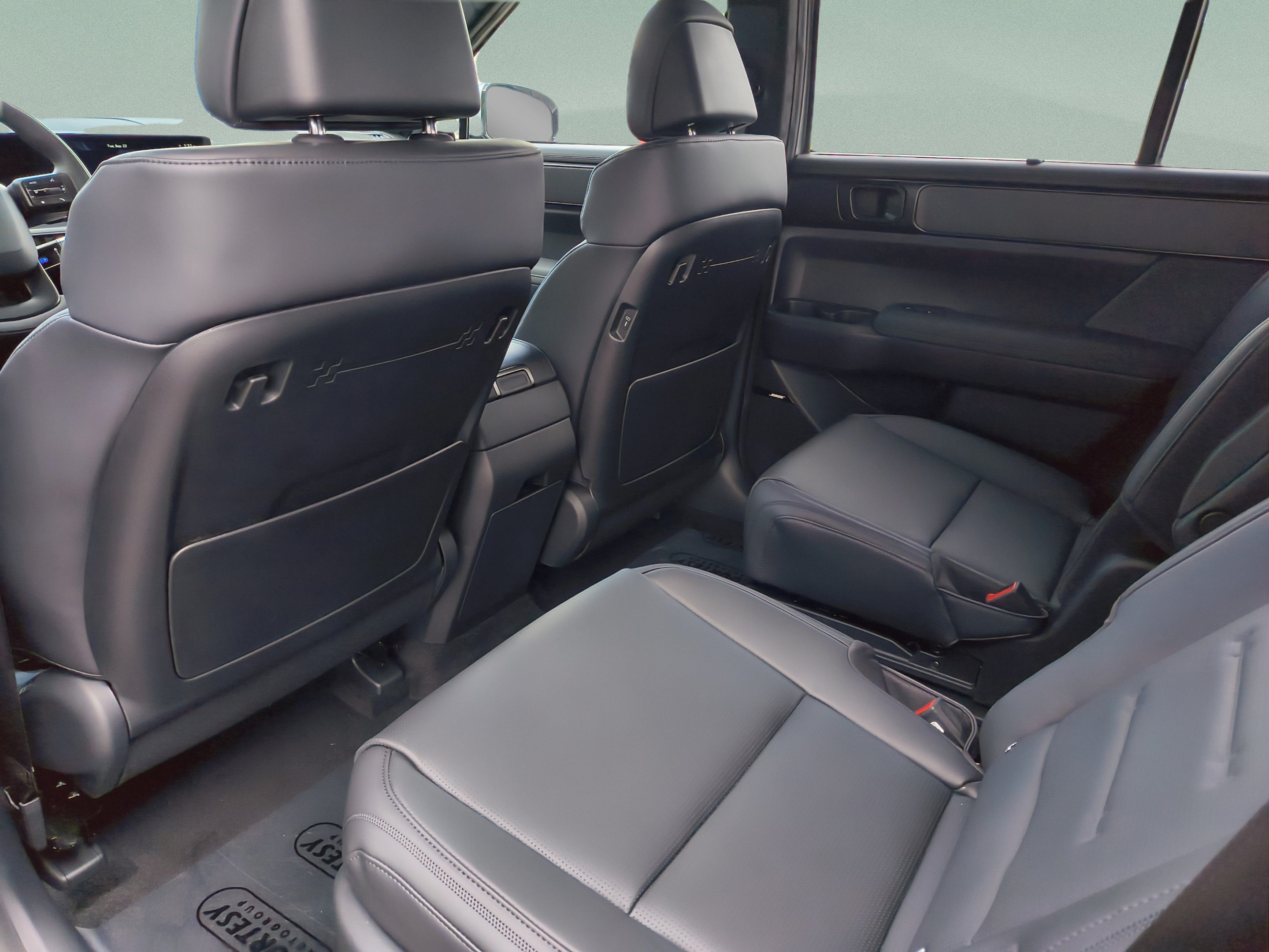 New 2027 Hyundai Santa Fe Calligraphy FWD image 16