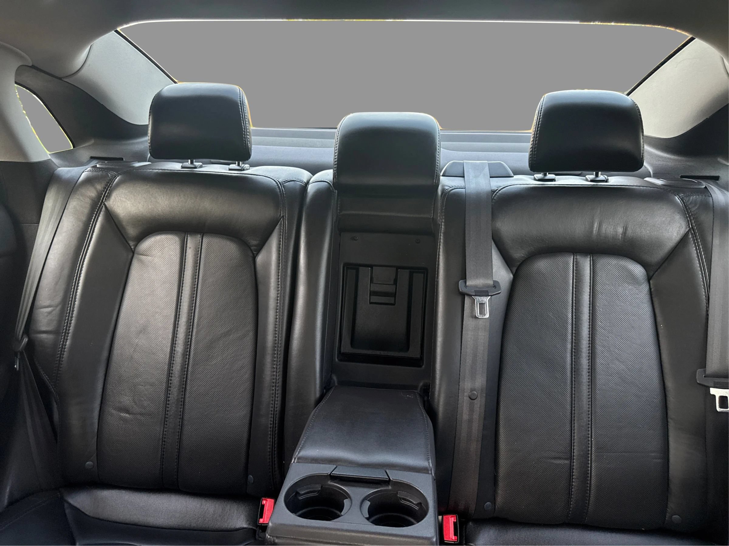 Used 2013 Lincoln MKZ FWD image 27