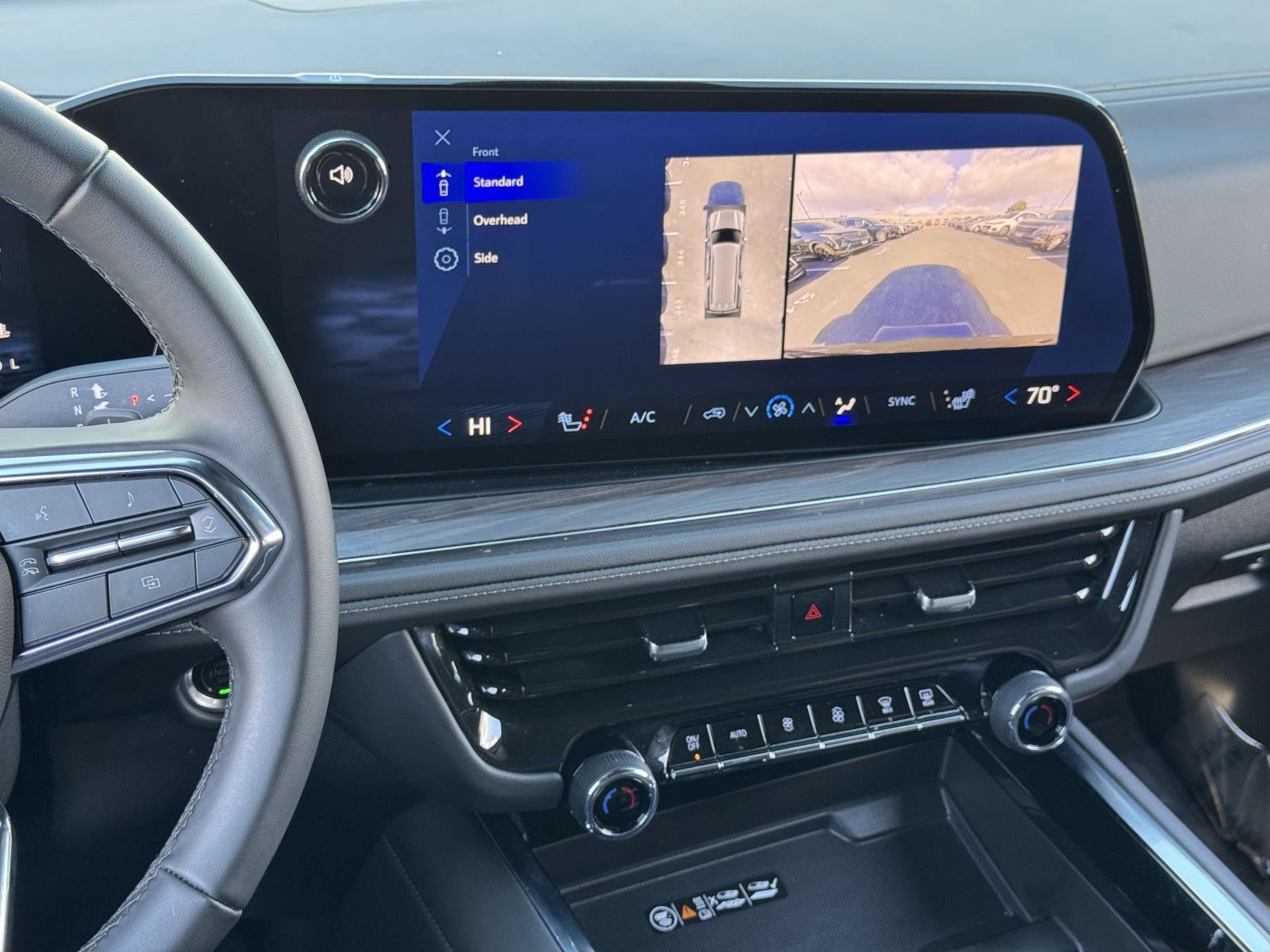 Certified 2025 Chevrolet Suburban Z71 image 10