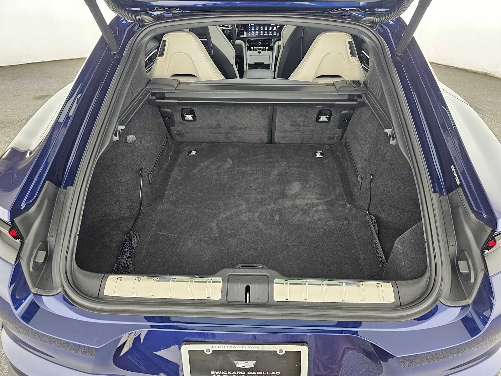 Used 2024 Porsche Panamera 4 image 27