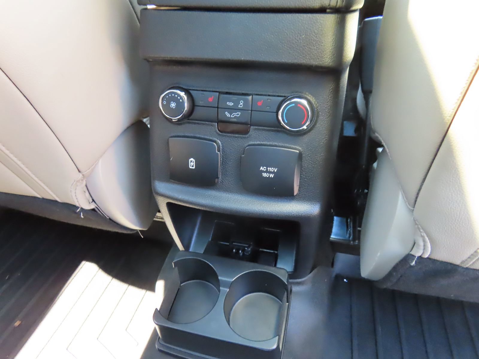 Used 2018 Ford Explorer Limited w/ Equipment Group 301A image 36