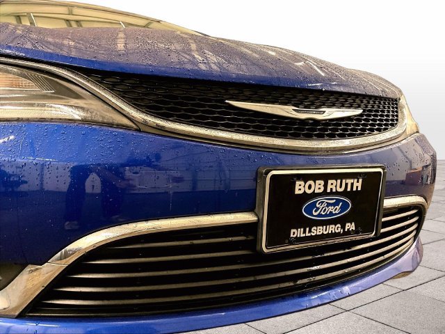 Used 2015 Chrysler 200 Limited FWD image 30