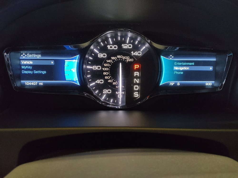 Used 2014 Lincoln MKX AWD w/ Equipment Group 102A image 23