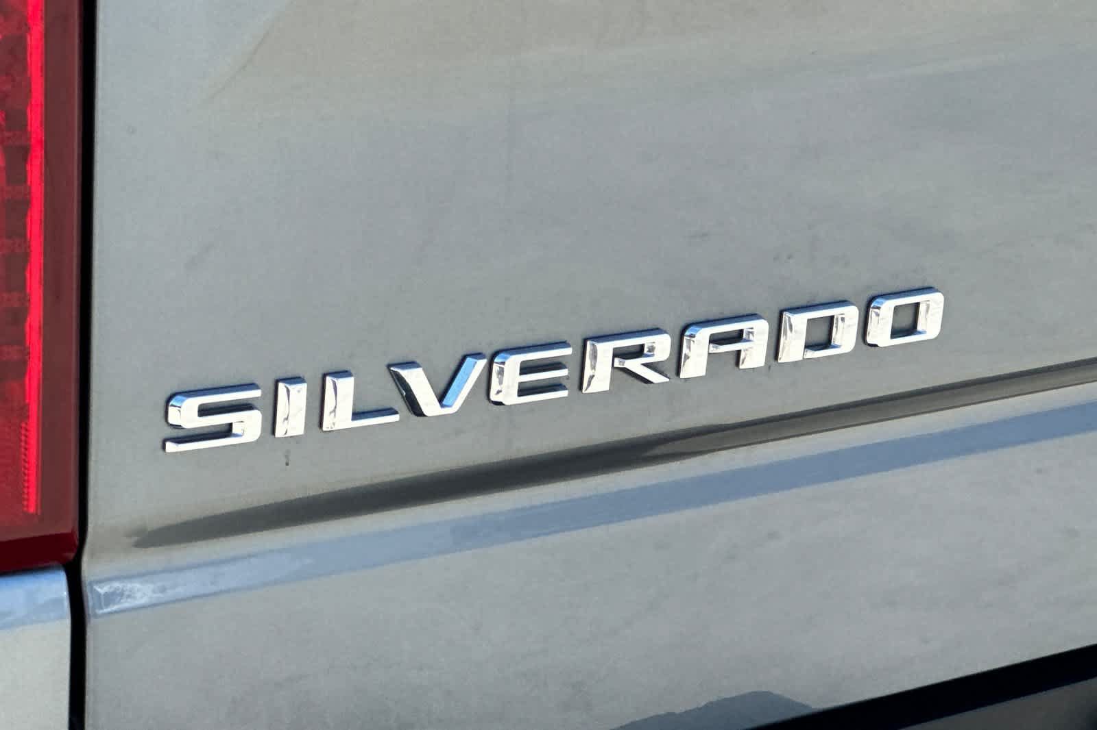 Used 2020 Chevrolet Silverado 1500 LT w/ Texas Edition RWD image 33