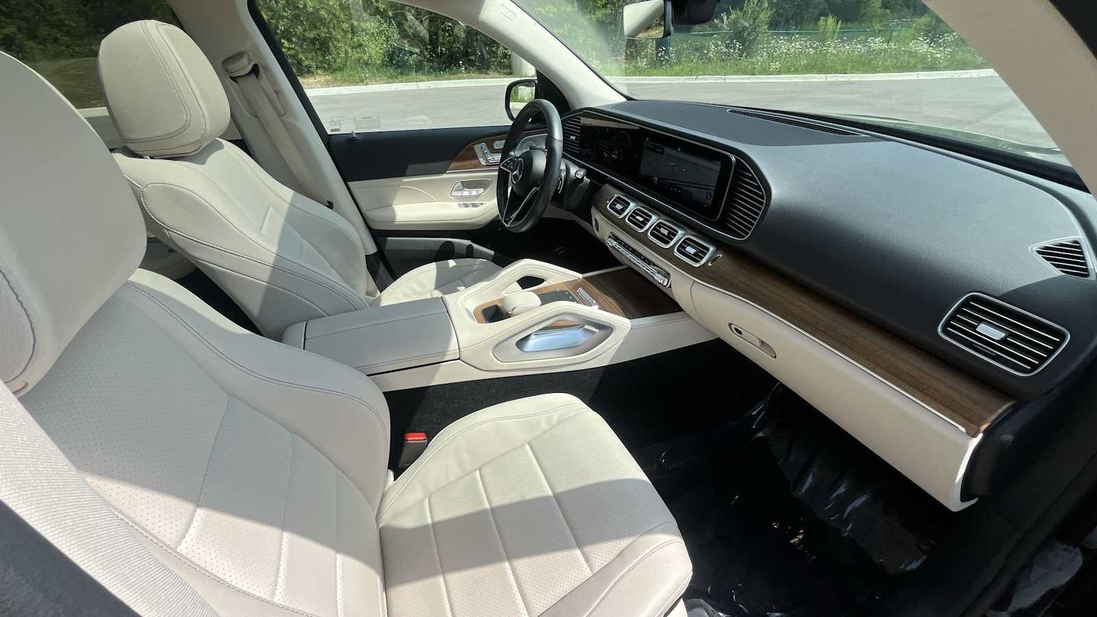 Used 2024 Mercedes-Benz GLE 350 4MATIC image 11