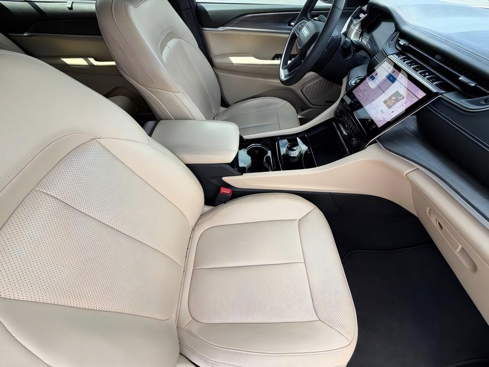 Used 2023 Jeep Grand Cherokee L Limited w/ Luxury Tech Group II RWD image 10