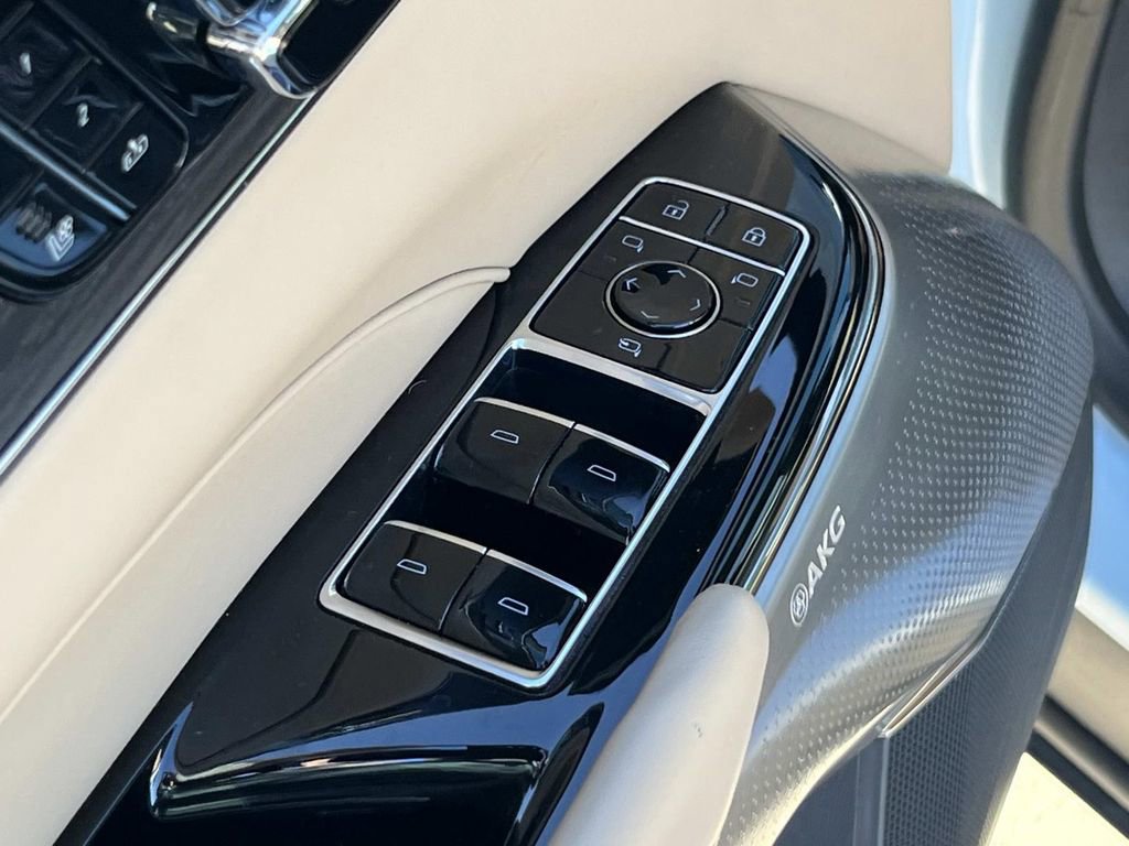 Certified 2024 Cadillac Lyriq Sport w/ Nappa Leather Package image 25