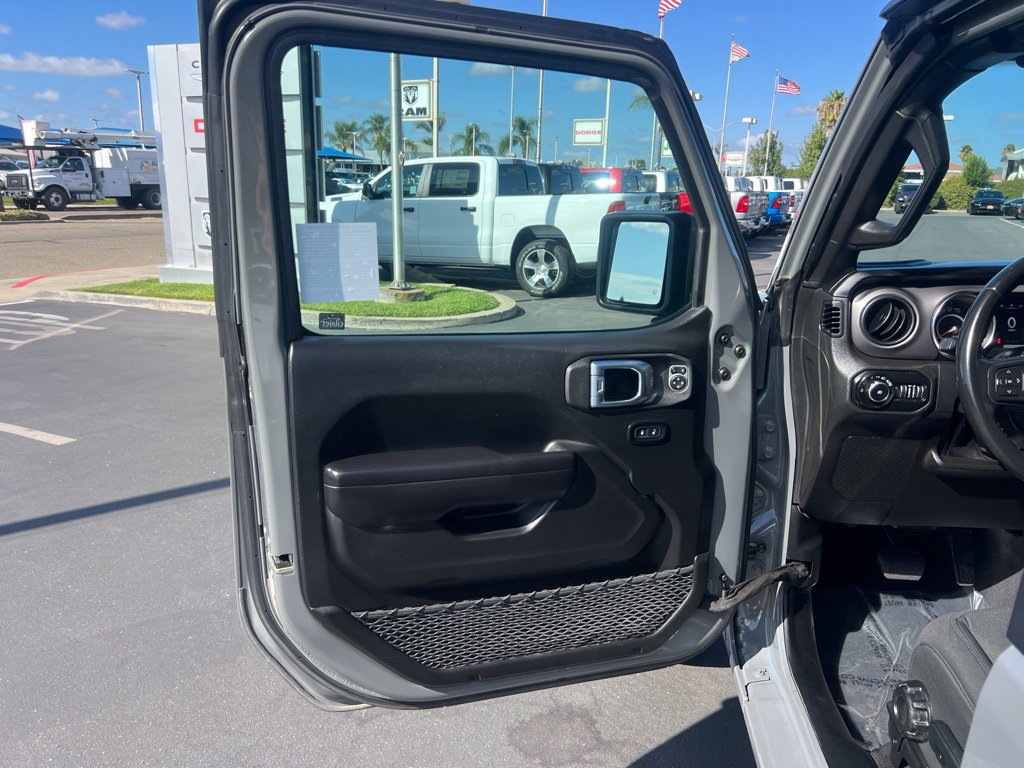 Used 2021 Jeep Wrangler Sport AWD/4WD image 13