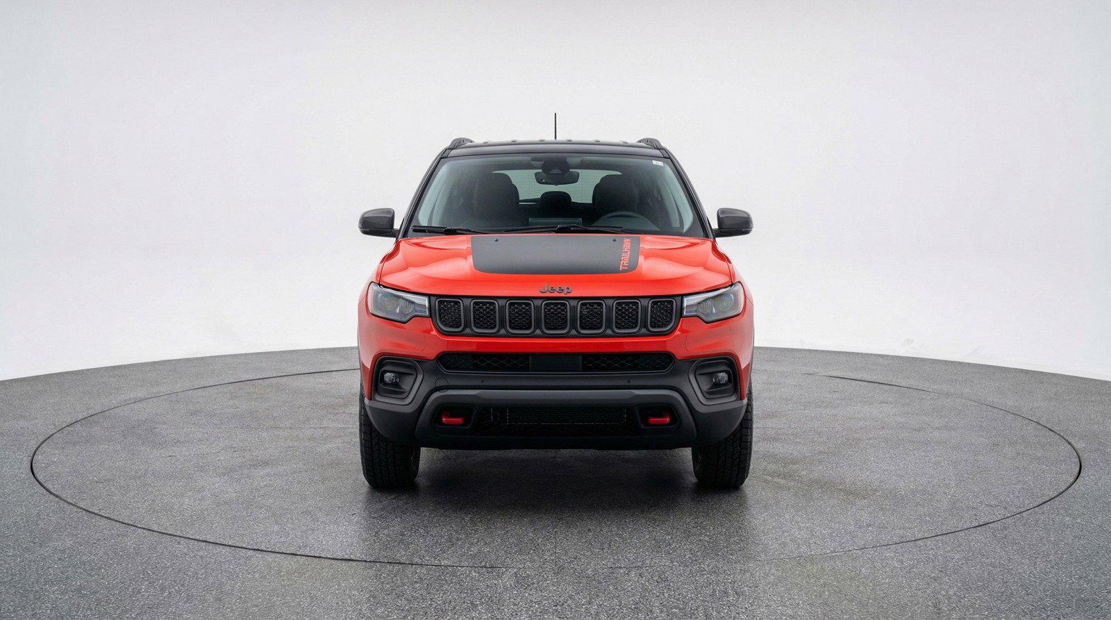 Used 2025 Jeep Compass Trailhawk AWD/4WD image 2