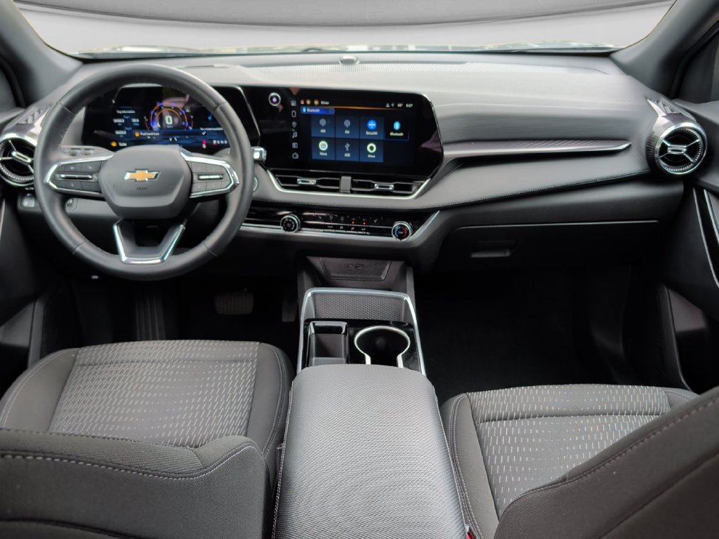 Used 2025 Chevrolet Equinox LT FWD image 18