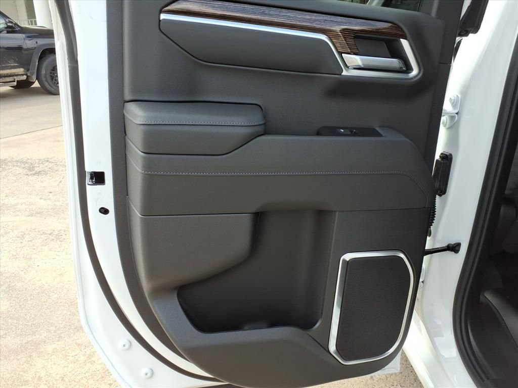 New 2026 GMC Sierra 1500 Elevation AWD/4WD image 16