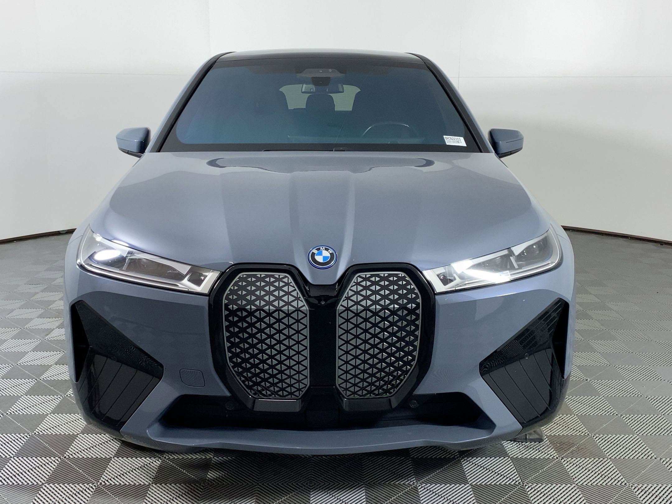 Certified 2024 BMW iX xDrive50 w/ Premium Package image 5