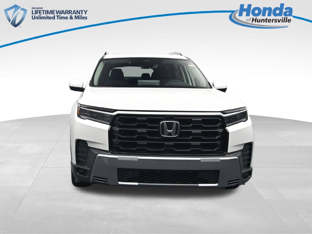New 2026 Honda Pilot Touring image 2