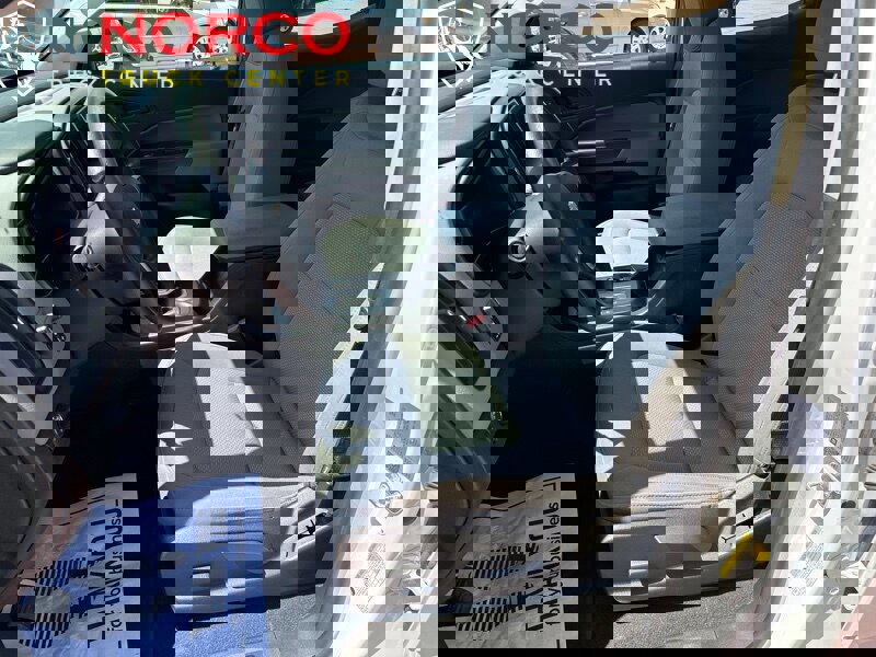 Used 2021 Chevrolet Colorado W/T w/ WT Convenience Package image 9