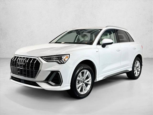 Used 2025 Audi Q3 2.0T Premium AWD/4WD image 2