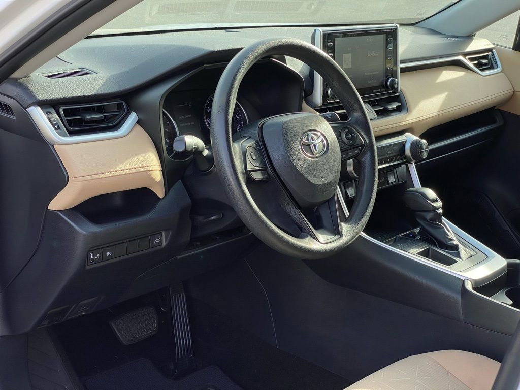 Used 2019 Toyota RAV4 XLE w/ Convenience Package image 10