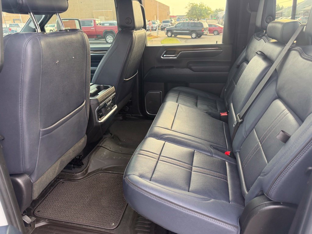 Used 2024 Chevrolet Silverado 3500 High Country w/ High Country Premium Package AWD/4WD image 22