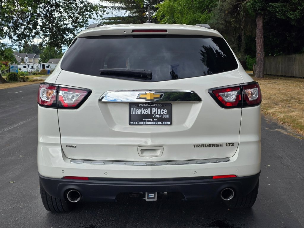 Used 2015 Chevrolet Traverse LTZ AWD/4WD image 5