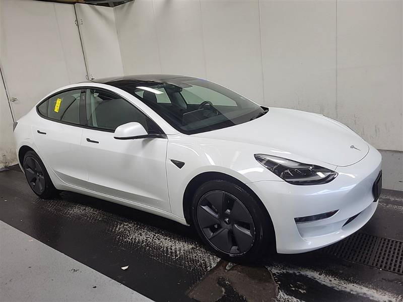 Used 2023 Tesla Model 3 Standard Range RWD image 3