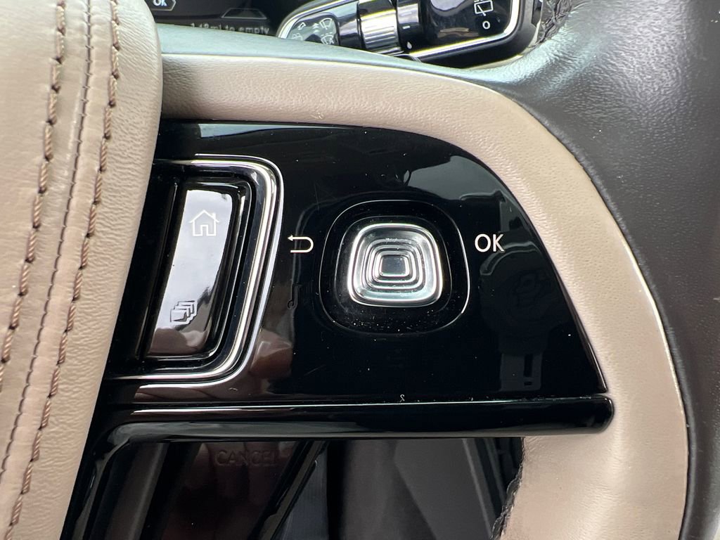 Used 2020 Lincoln Aviator Reserve w/ Equipment Group 201A image 21