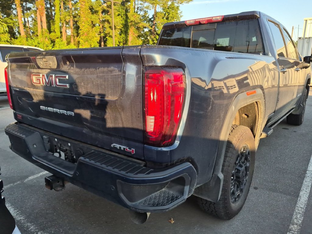 Used 2022 GMC Sierra 2500 AT4 w/ AT4 Premium Plus Package AWD/4WD image 9