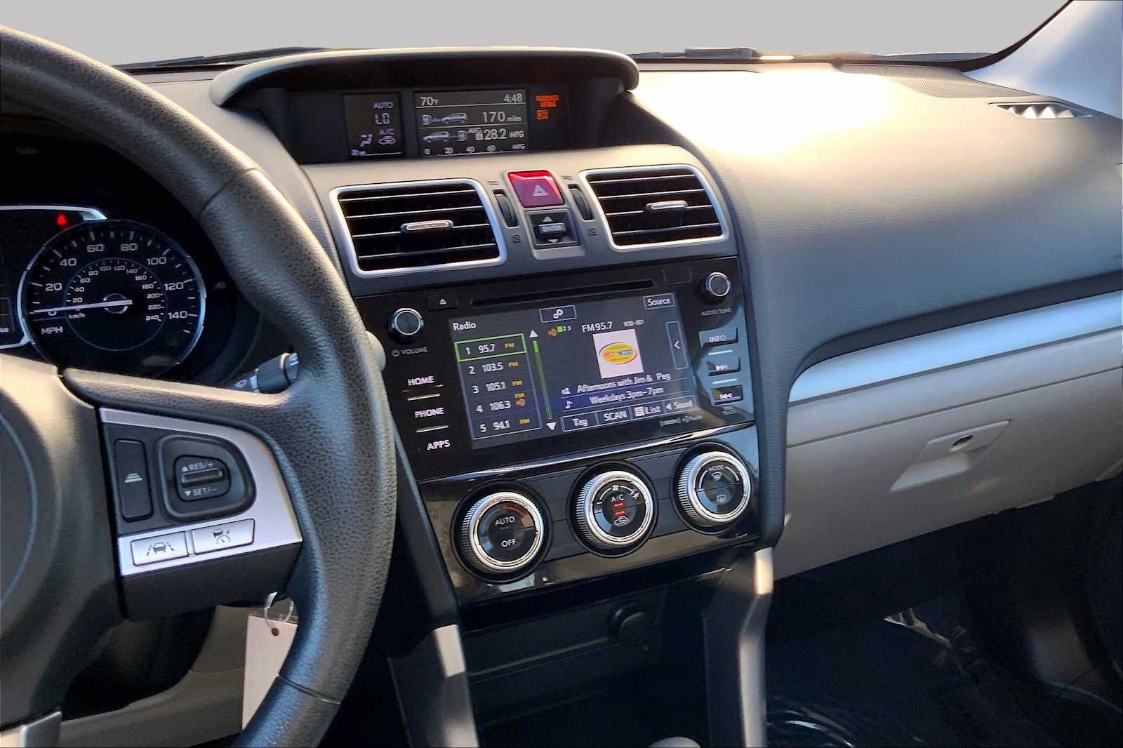 Used 2017 Subaru Forester 2.5i Premium AWD/4WD image 6
