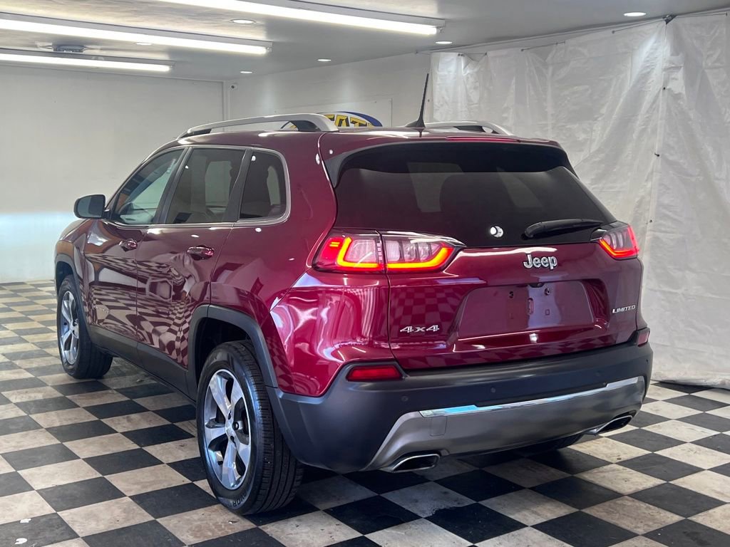 Used 2019 Jeep Cherokee Limited image 11