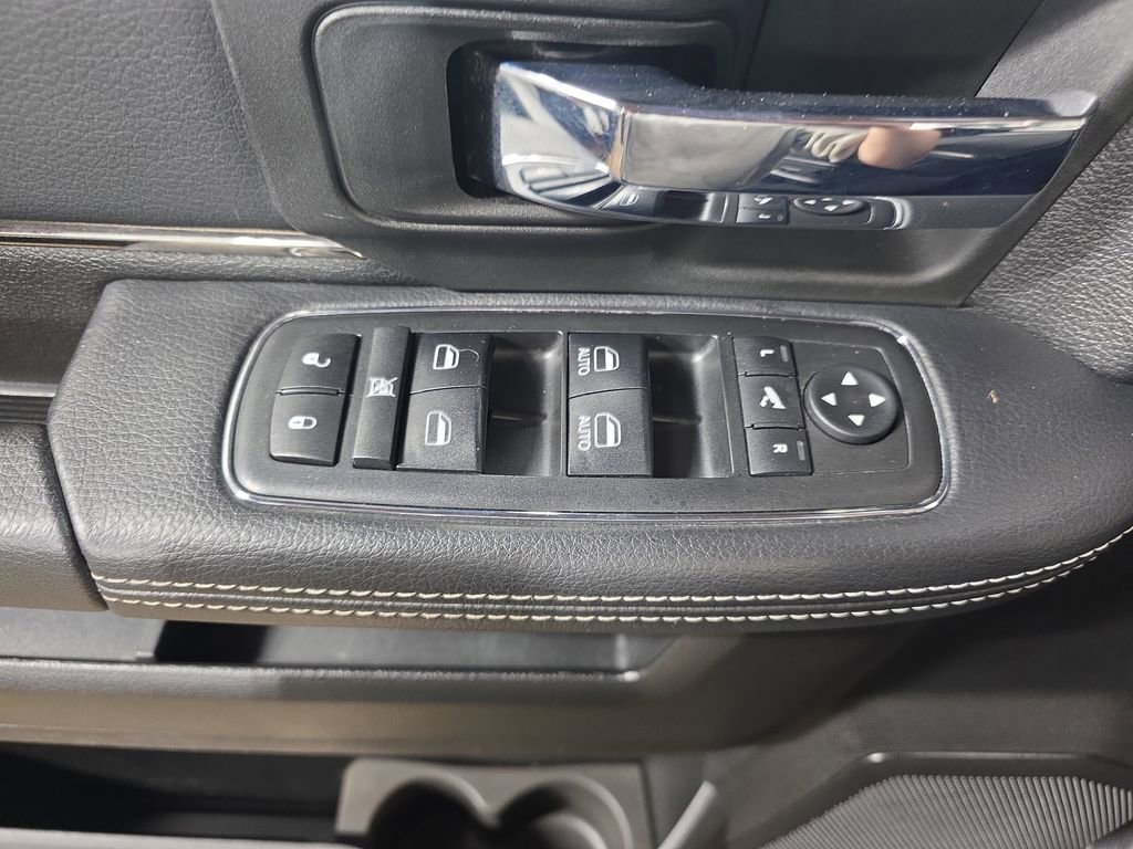 Used 2018 RAM 2500 Big Horn w/ Sport Appearance Group AWD/4WD image 27
