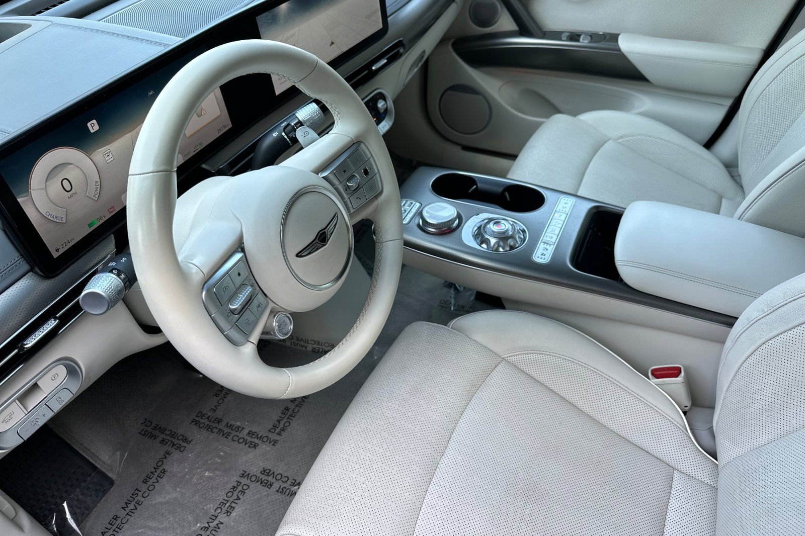 Used 2023 Genesis GV60 Advanced image 11