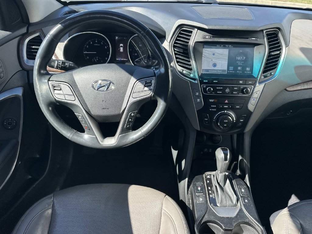 Used 2018 Hyundai Santa Fe Sport w/ 2.4L Tech Package 04 AWD/4WD image 21