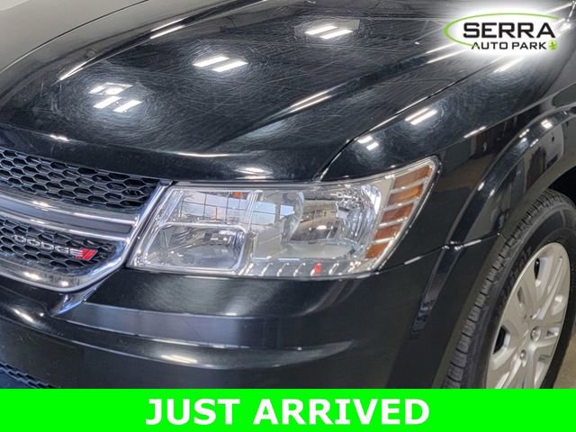 Used 2019 Dodge Journey SE image 9