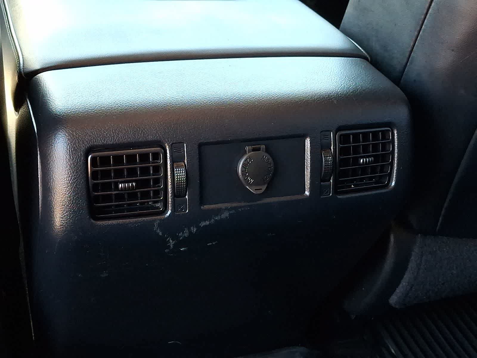 Certified 2019 Toyota Tundra Platinum AWD/4WD image 14