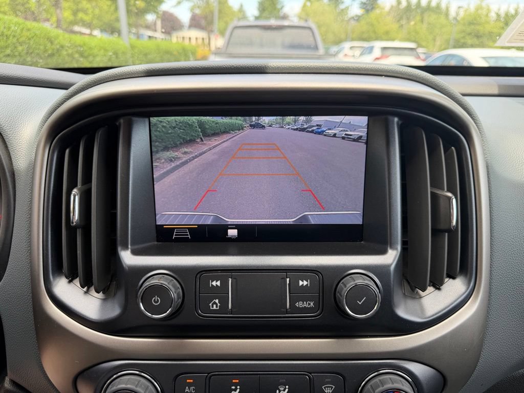Used 2022 Chevrolet Colorado Z71 AWD/4WD image 22