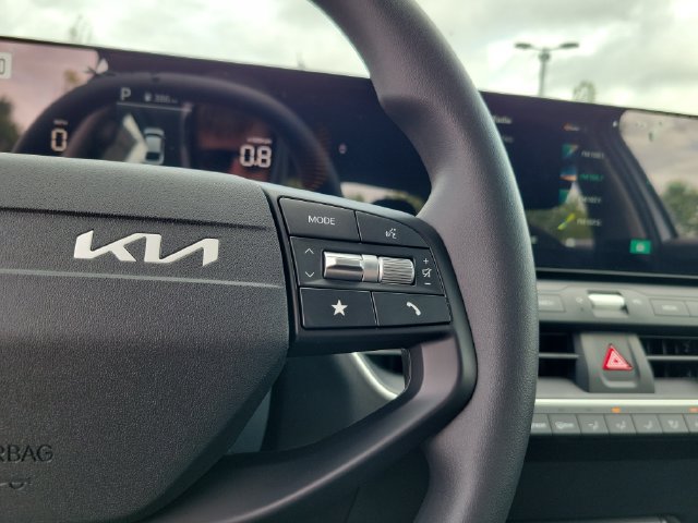 New 2026 Kia K4 FWD image 16