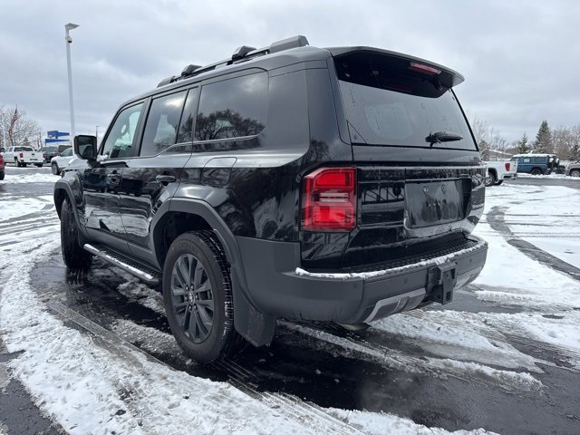 Used 2025 Toyota Land Cruiser image 7