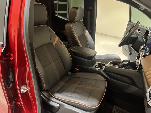 Used 2024 GMC Canyon AT4 w/ Technology Package AWD/4WD image 24
