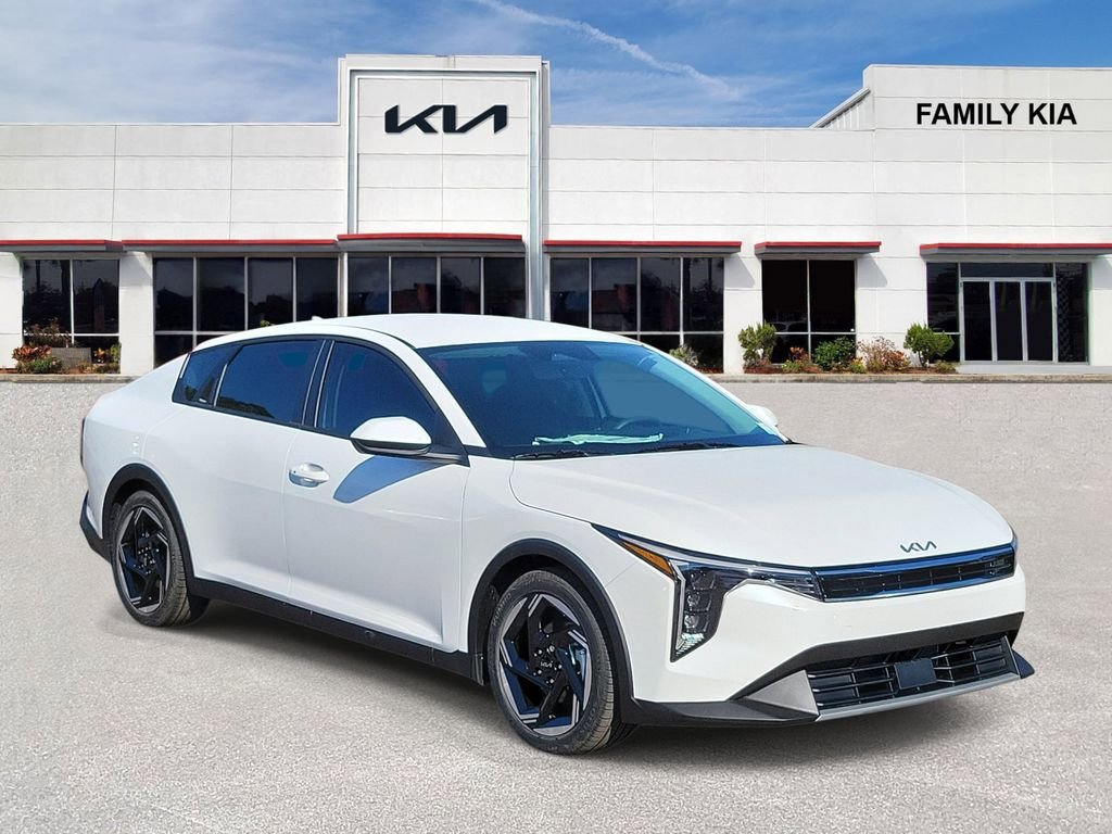 New 2026 Kia K4 EX
