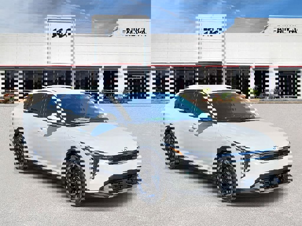 New 2026 Kia K4 EX image 1