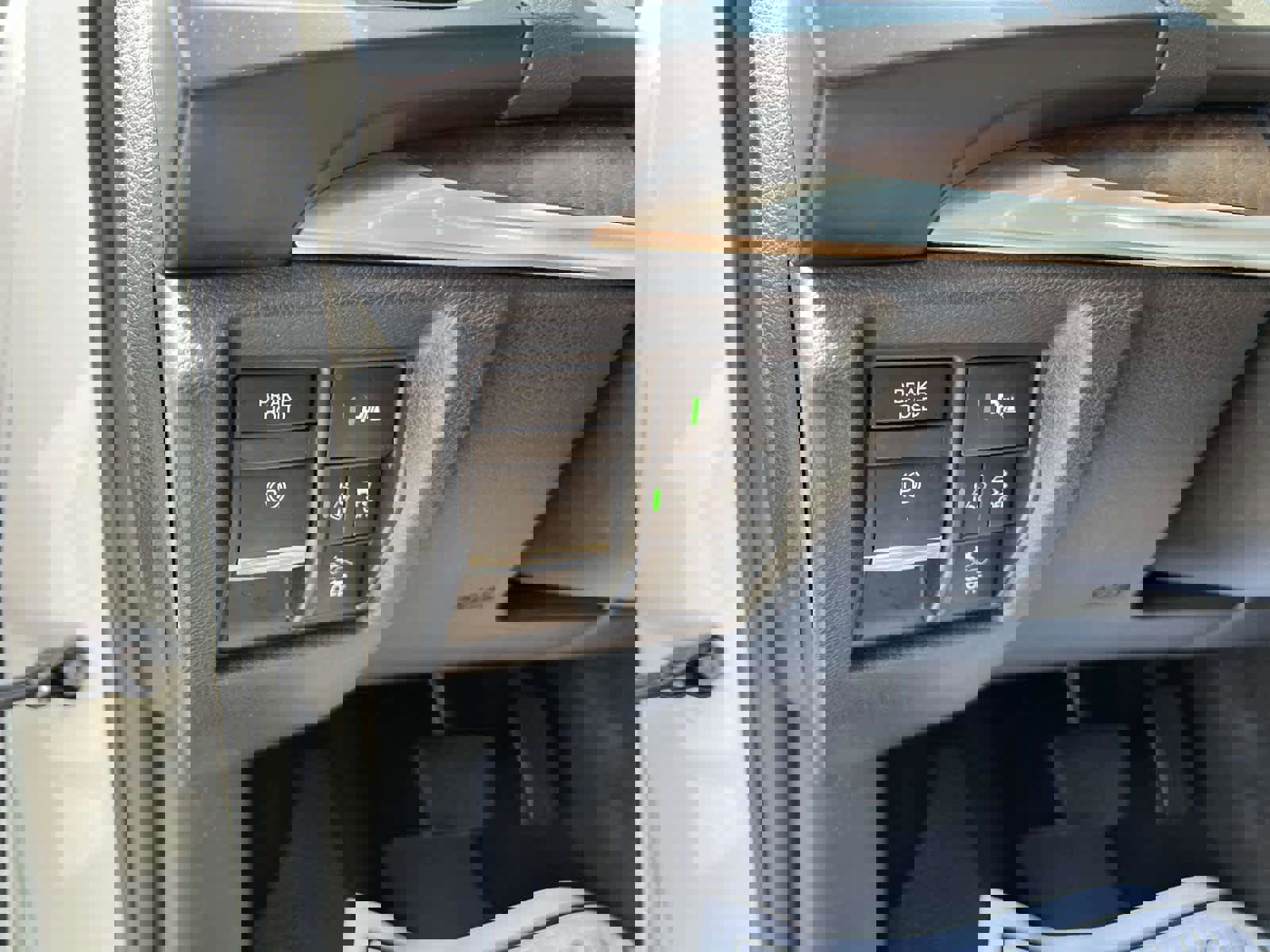 Used 2020 Acura MDX SH-AWD w/ Technology Package image 17