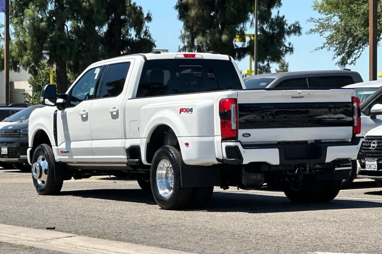 New 2026 Ford F350 Platinum AWD/4WD image 6