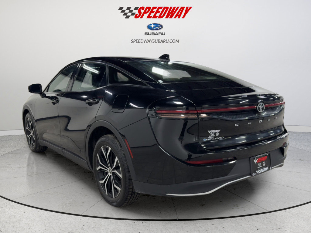Used 2024 Toyota Crown Limited image 7