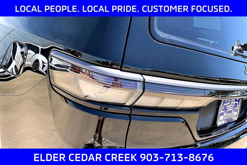 New 2026 Jeep Grand Wagoneer Summit AWD/4WD image 18