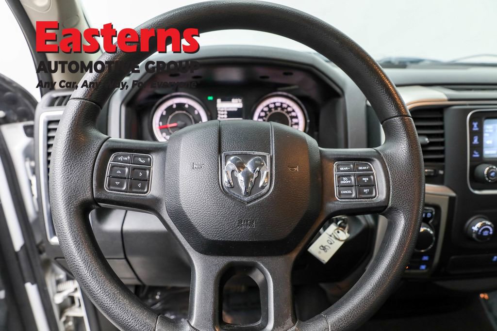 Used 2019 RAM 1500 Classic SLT image 10