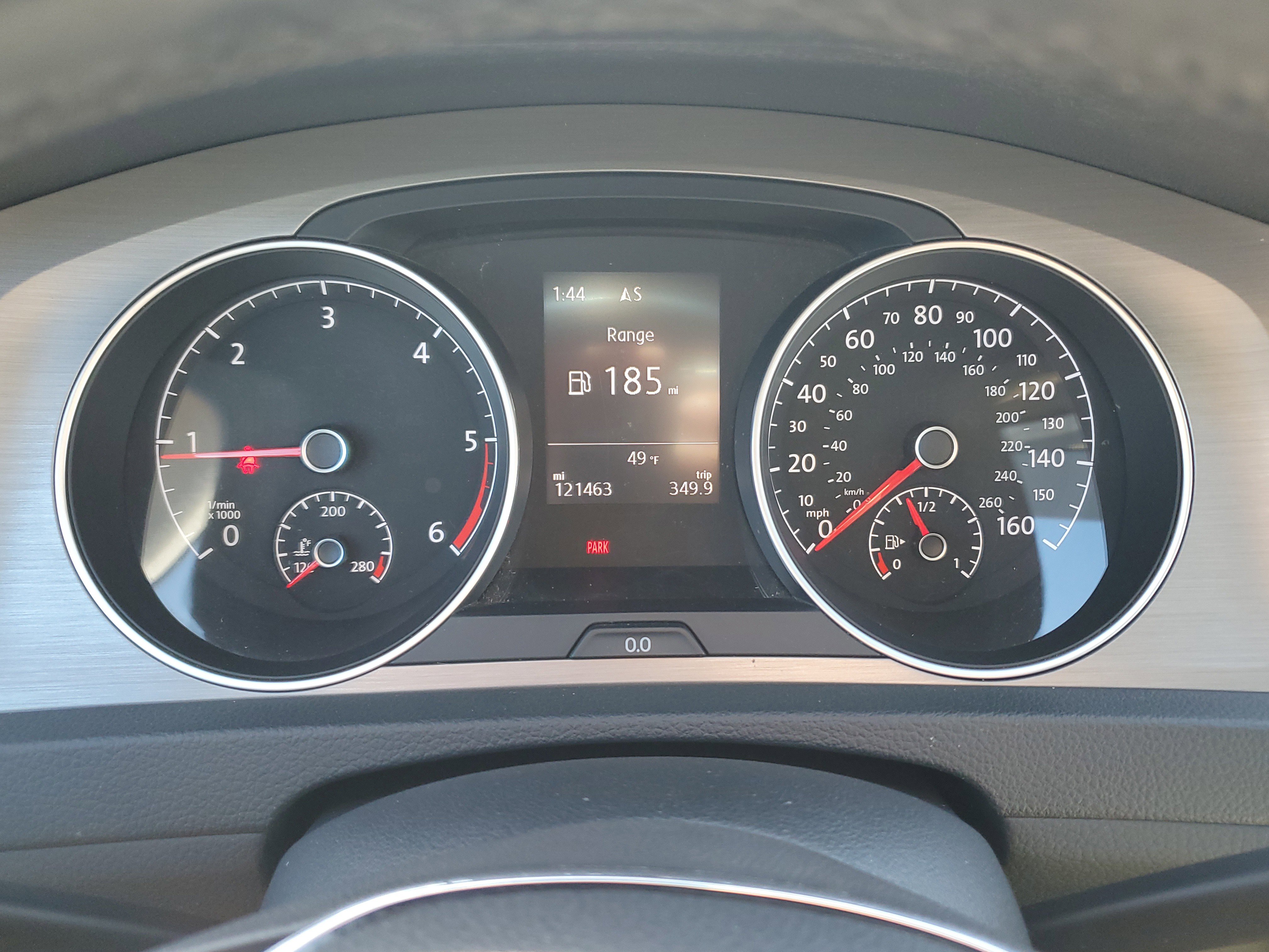 Used 2015 Volkswagen Golf TDI S image 21