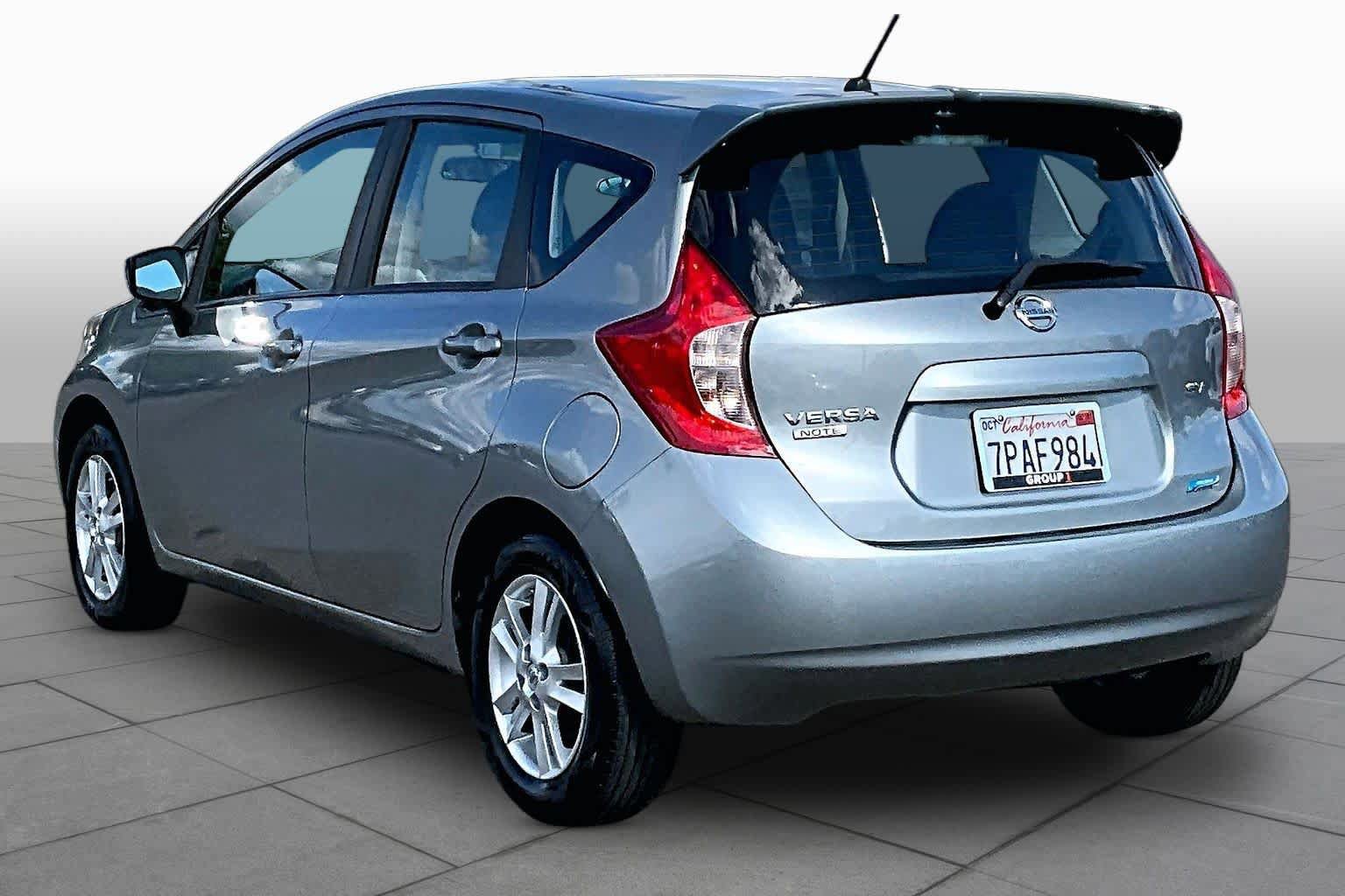 Used 2015 Nissan Versa Note SV w/ Sport Value Package FWD image 11