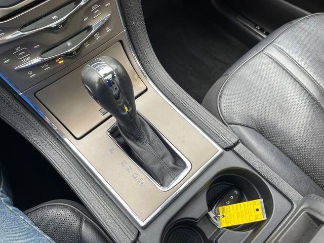 Used 2011 Lincoln MKX AWD w/ 102A Rapid Spec Order Code image 24